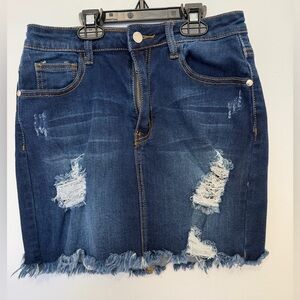 Fashion Nova Women’s Medium Blue Distressed Denim Mini Skirt Stylish Trendy